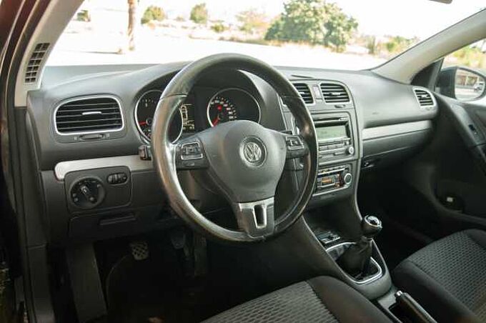 Volkswagen Golf VI Diesel 1.6TDI CR Advance 105