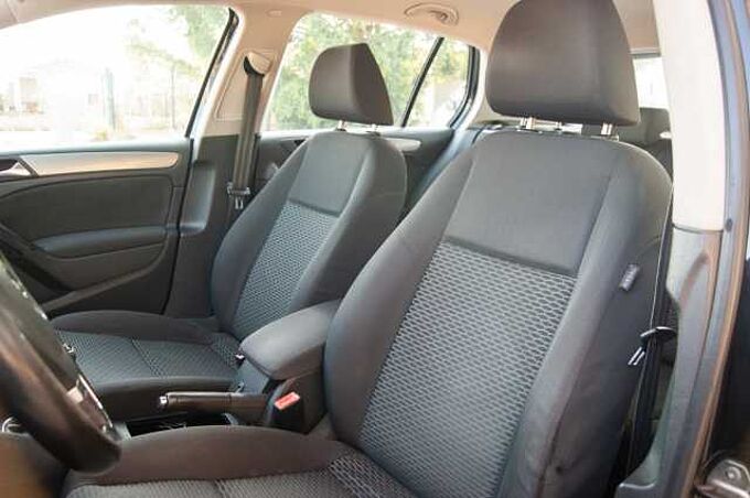 Volkswagen Golf VI Diesel 1.6TDI CR Advance 105