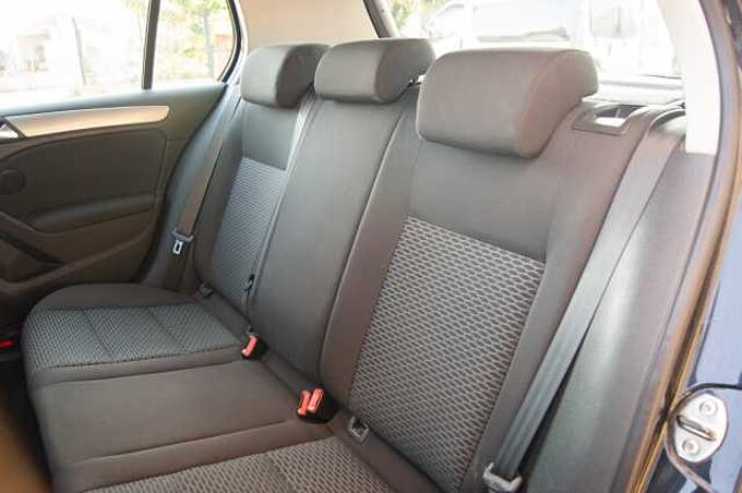 Volkswagen Golf VI Diesel 1.6TDI CR Advance 105