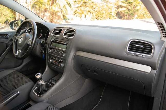 Volkswagen Golf VI Diesel 1.6TDI CR Advance 105