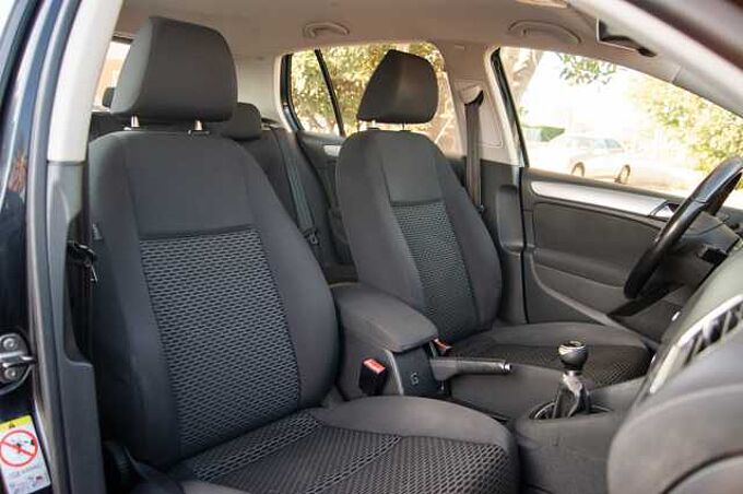 Volkswagen Golf VI Diesel 1.6TDI CR Advance 105