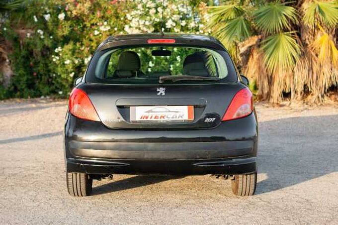 Peugeot 207 1.4i Urban 75