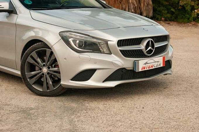 Mercedes-Benz Clase CLA C117 Diesel 220CDI Urban 7G-DCT