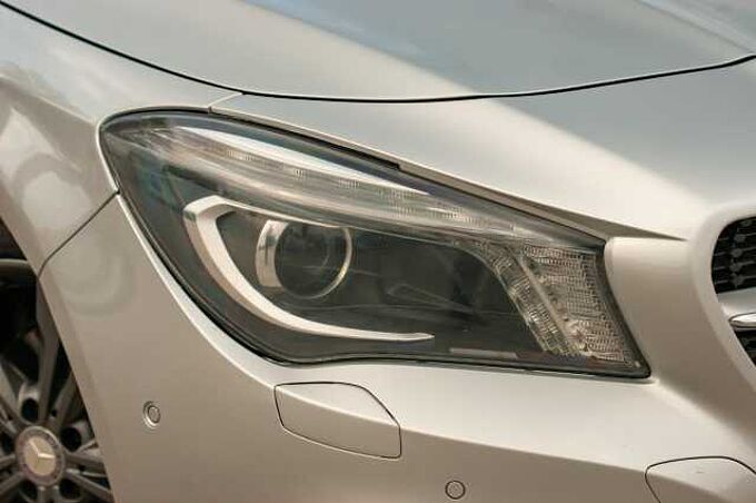 Mercedes-Benz Clase CLA C117 Diesel 220CDI Urban 7G-DCT