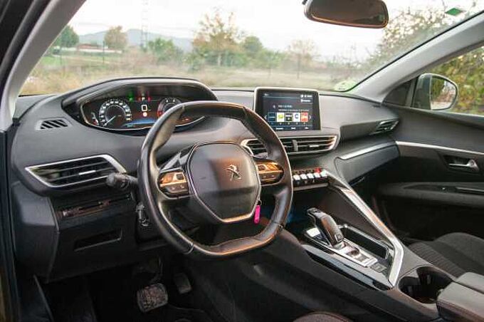 Peugeot 3008 Diesel 1.5BlueHDi Active S&S EAT8 130