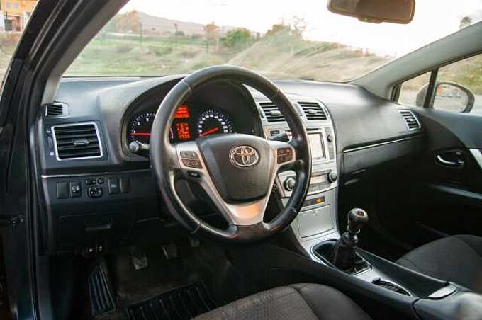 Toyota Avensis Diesel 120D Advance