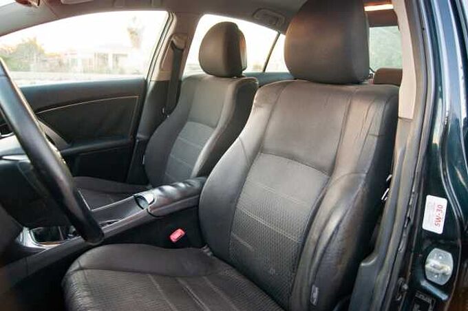 Toyota Avensis Diesel 120D Advance
