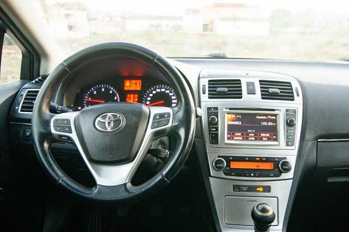 Toyota Avensis Diesel 120D Advance