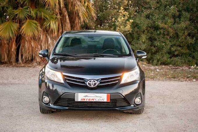 Toyota Avensis Diesel 120D Advance