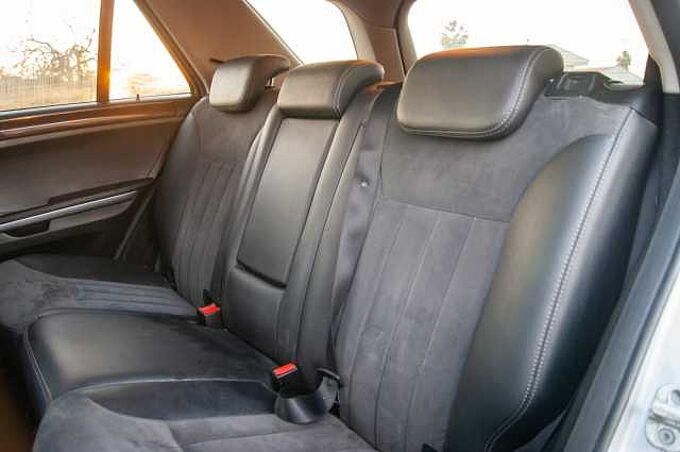 Mercedes-Benz Clase M W164 Diesel ML 320CDI Aut.