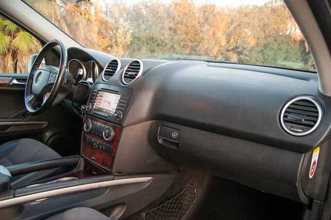 Mercedes-Benz Clase M W164 Diesel ML 320CDI Aut.