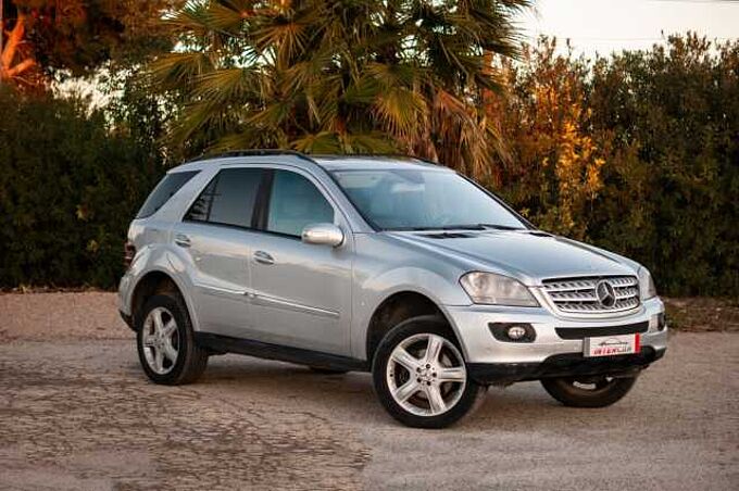 Mercedes-Benz Clase M W164 Diesel ML 320CDI Aut.