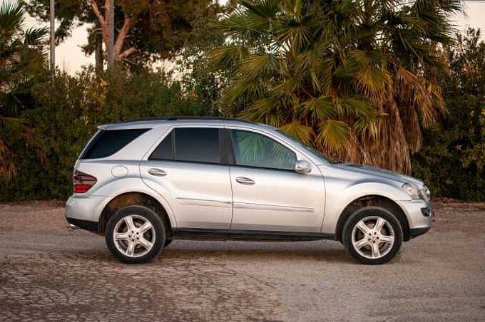 Mercedes-Benz Clase M W164 Diesel ML 320CDI Aut.
