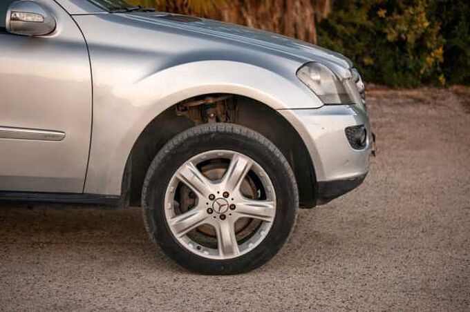 Mercedes-Benz Clase M W164 Diesel ML 320CDI Aut.