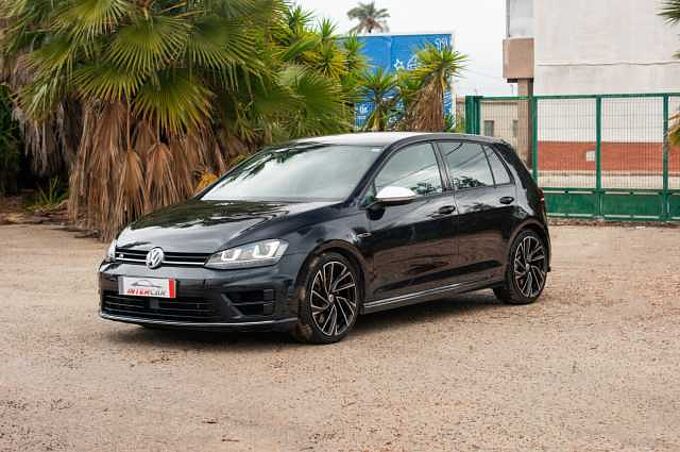 Volkswagen Golf VII 2.0 TSI R DSG 300