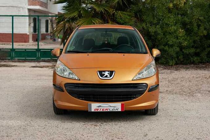 Peugeot 207 Diesel 1.6HDI X-Line
