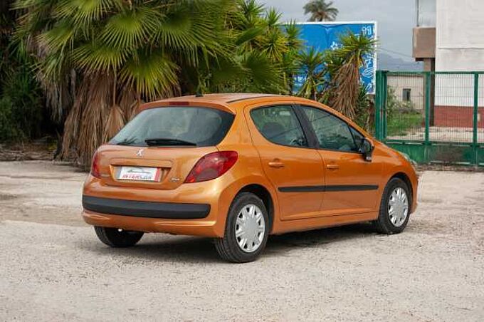 Peugeot 207 Diesel 1.6HDI X-Line