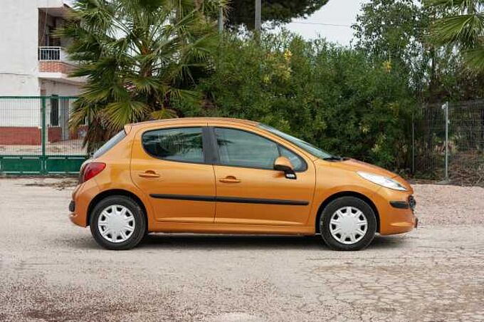 Peugeot 207 Diesel 1.6HDI X-Line