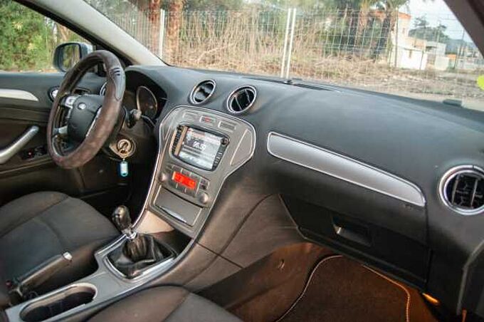 Ford Mondeo Diesel 1.8TDCi Trend