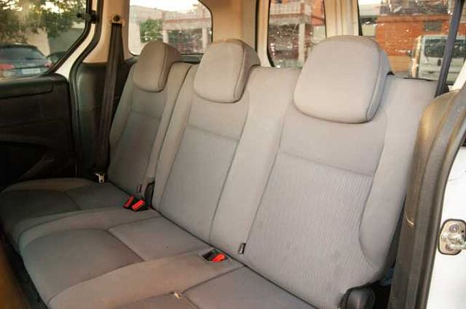 Peugeot Partner Tepee 1.6 HDI 90 ACTIVE