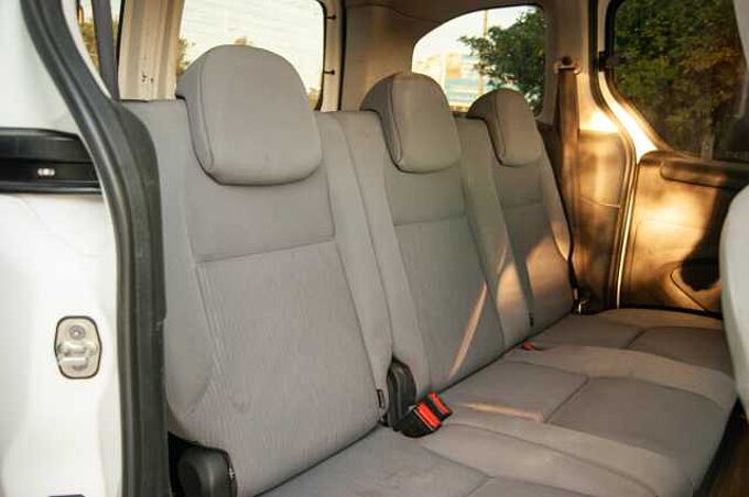 Peugeot Partner Tepee 1.6 HDI 90 ACTIVE
