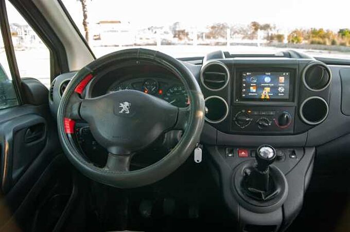 Peugeot Partner Tepee 1.6 HDI 90 ACTIVE