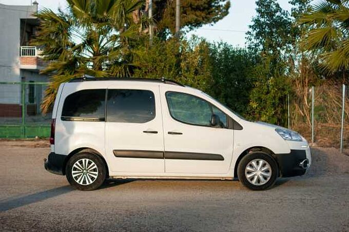 Peugeot Partner Tepee 1.6 HDI 90 ACTIVE