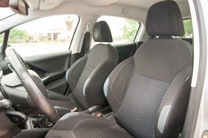 Peugeot 208 ES - Ber5 1.6 eHDi FAP 92 EU5, Allure, 2012 - 2015