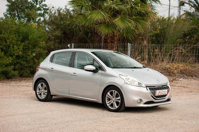 Peugeot 208 ES - Ber5 1.6 eHDi FAP 92 EU5, Allure, 2012 - 2015