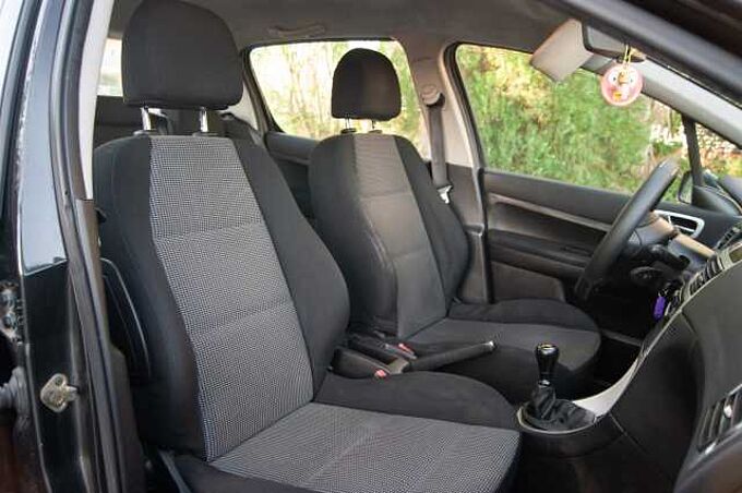 Peugeot 307 1.6 HDI 110 X-LINE