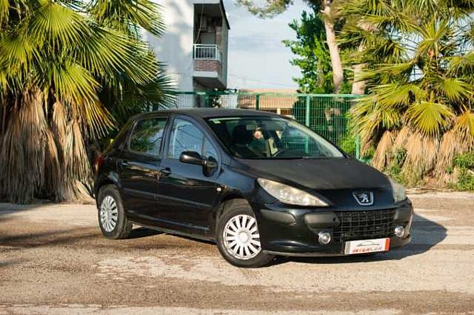 Peugeot 307 1.6 HDI 110 X-LINE