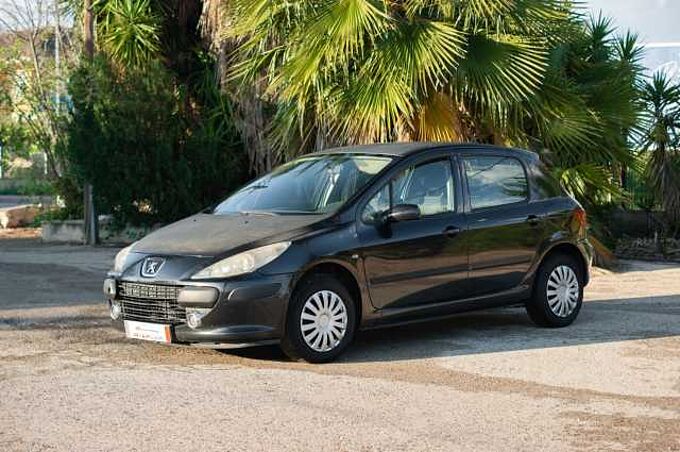 Peugeot 307 1.6 HDI 110 X-LINE