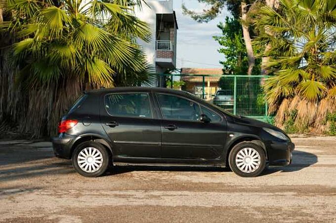 Peugeot 307 1.6 HDI 110 X-LINE