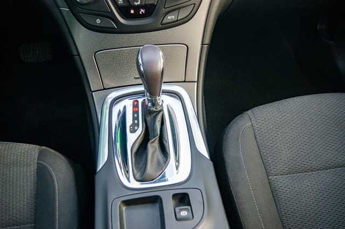 Opel Insignia ES - Fam5 1.6 CDTI EU6, Selective, (Facelift) 2015 - 2017