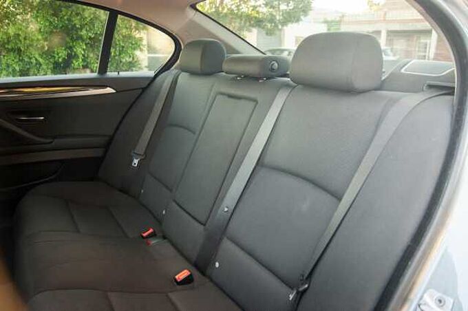 BMW Serie 5 ES - BerS4 523i EU5, 2010 - 2011