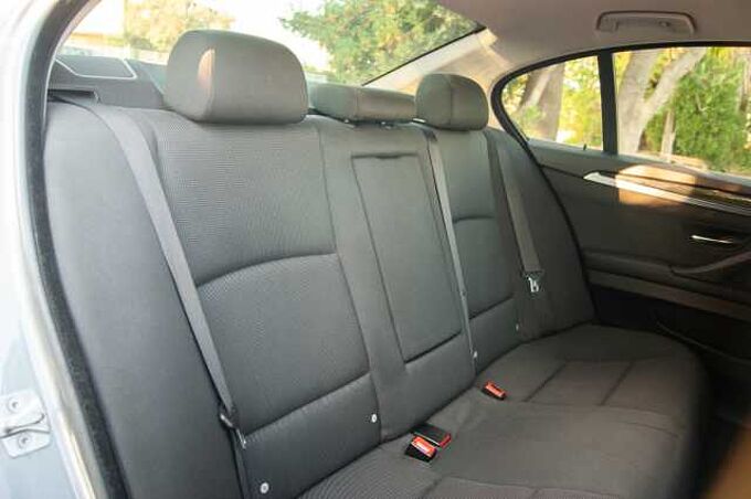 BMW Serie 5 ES - BerS4 523i EU5, 2010 - 2011