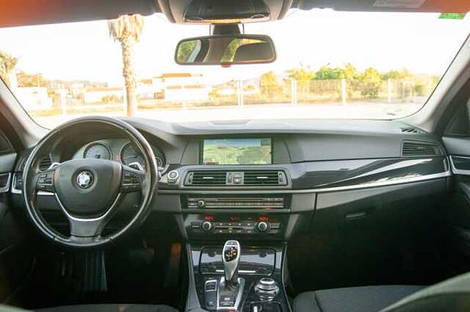 BMW Serie 5 ES - BerS4 523i EU5, 2010 - 2011