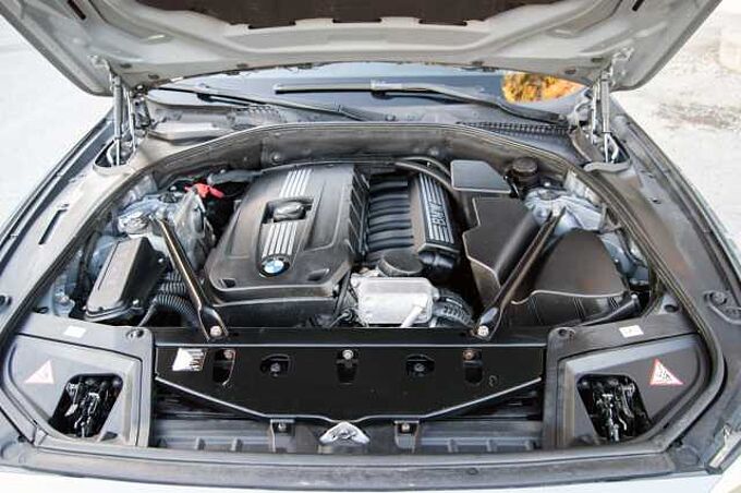 BMW Serie 5 ES - BerS4 523i EU5, 2010 - 2011