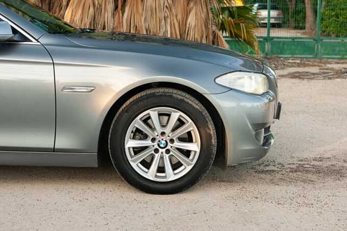 BMW Serie 5 ES - BerS4 523i EU5, 2010 - 2011