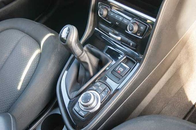 BMW Serie 2 ES - Mon5 216d EU6, Advantage, 2015 - 2018