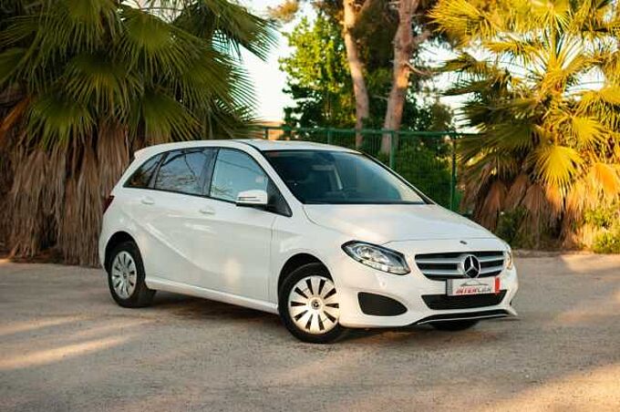 Mercedes-Benz B200 200d