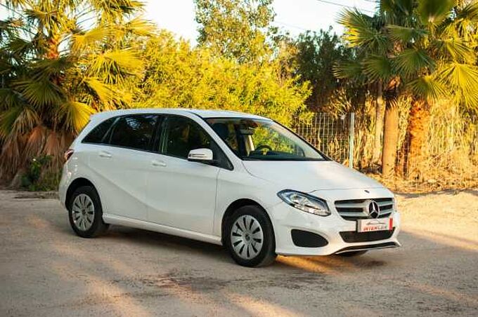 Mercedes-Benz B200 200d