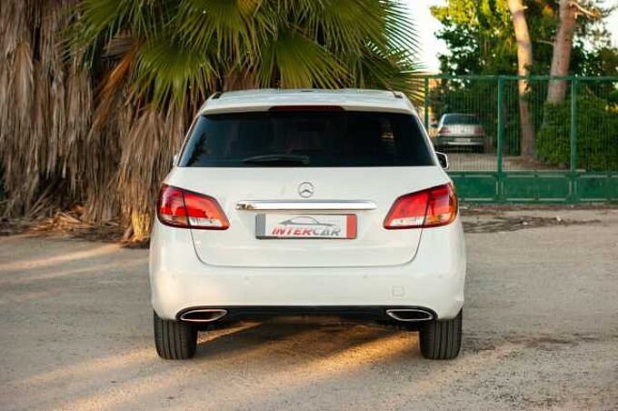 Mercedes-Benz B200 200d