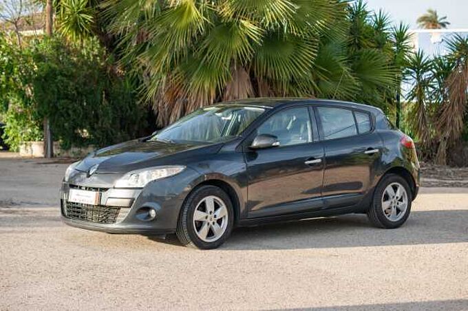 Renault Megane ES - Ber5 1.5 dCi 110 FAP EU5, Dynamique, 2010 - 2011