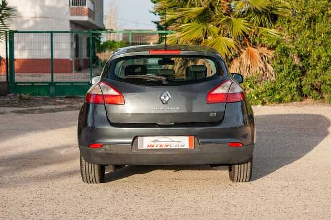 Renault Megane ES - Ber5 1.5 dCi 110 FAP EU5, Dynamique, 2010 - 2011