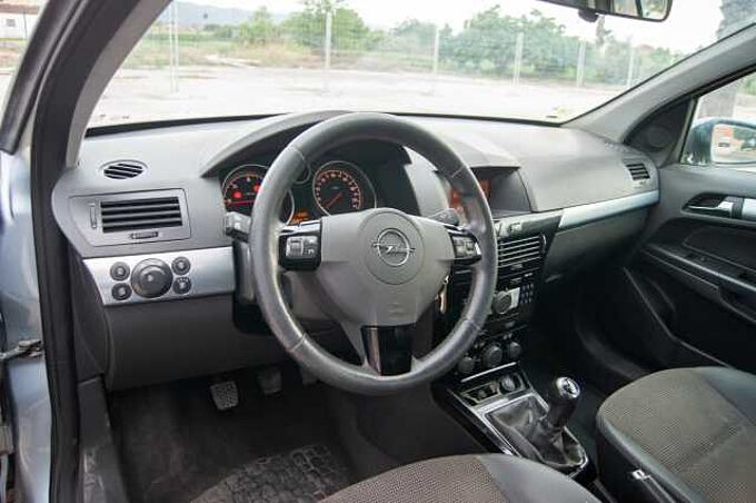 Opel Astra ES - Ber5 1.7 CDTi 110 EU4, Edition, (Facelift) 2009 - 2010