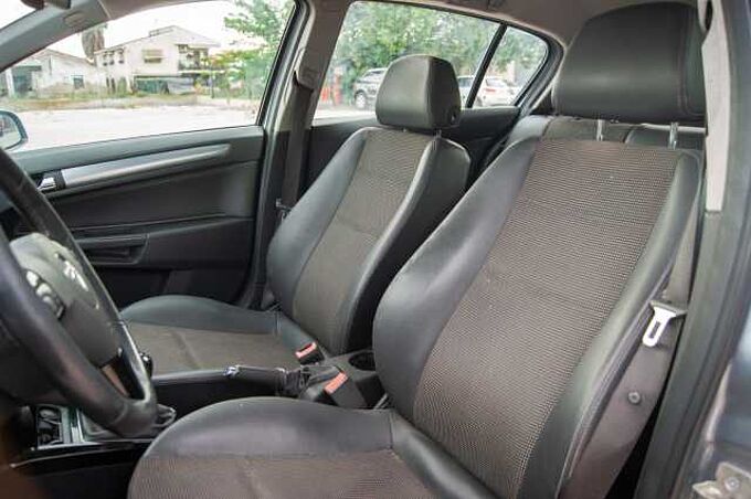 Opel Astra ES - Ber5 1.7 CDTi 110 EU4, Edition, (Facelift) 2009 - 2010