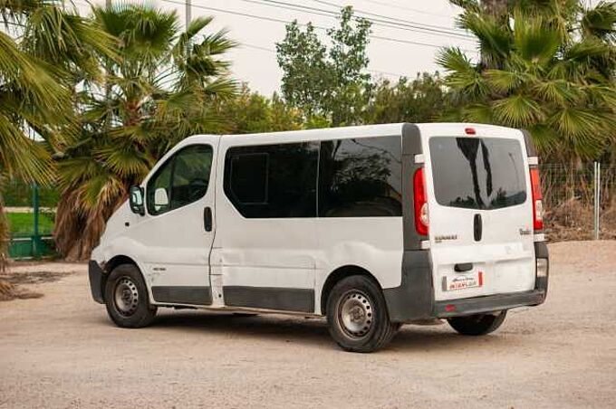 Renault Trafic ES - Com4 2,0 dCi 115 EU4, L2H1 2,9t 8/9-Sitzer, 2006 - 2011