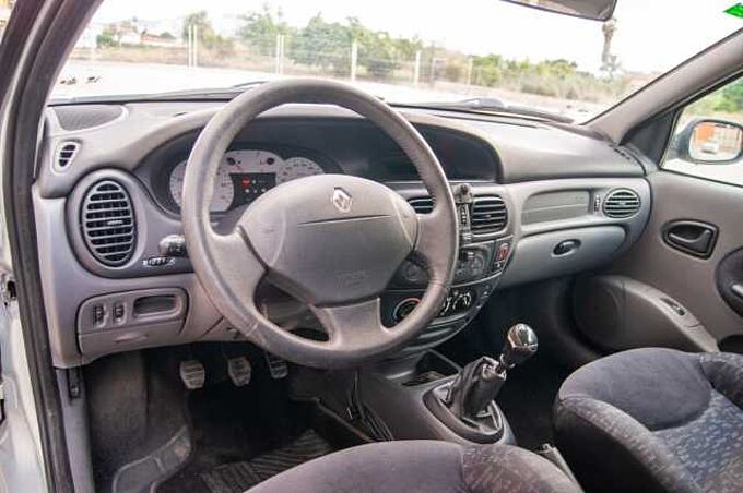 Renault Megane Coupé 1.5 DCI coupé