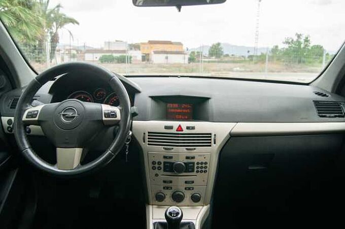 Opel Astra ES - Ber5 1.3 CDTi EU4, Enjoy, (Facelift) 2007 - 2008